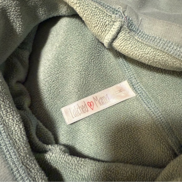 Latched Mama Harbor Snap Nursing Pullover in Seafoam Green - Picture 3 of 5